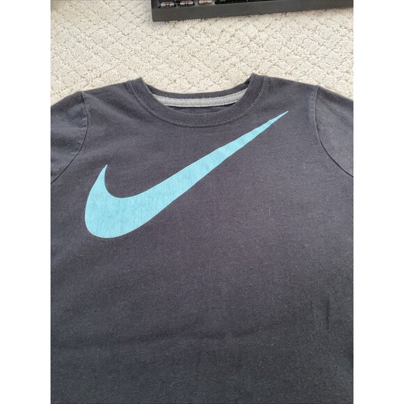 Girl's Nike Black Tank Blue Logo Tee and So. Tan Shorts Outfit Size 8 - Picture 6 of 14